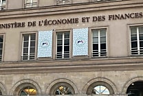 Carrefour doit verser une amende de 200 millions d'euros à Bercy