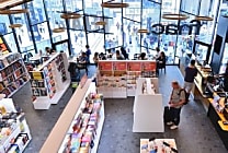 Fnac ouvre son premier 'Fnac Café' à la gare du Nord de Paris