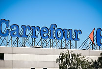 Carrefour solarise ses parkings