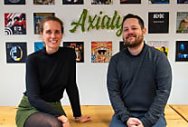 Avec Axialys, donnez une voix à votre service client