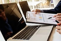 efficy élargit son offre en lançant Maxo, sa nouvelle suite CRM