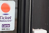 Titres-restaurant : un avantage plébiscité mais à bout de souffle ?