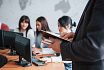 Les diplômés de grandes écoles, toujours attractifs pour les directions  [...]