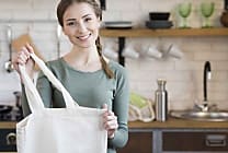 Tote bags et stylos : les indispensables pour promouvoir votre marque efficacement