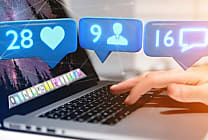 Social media : 4 chiffres à connaître pour commencer 2021