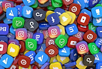 TikTok et la pub, Squeezie et la fiction, YouTube et son nouveau design...  [...]