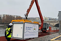Ikea passe par la Seine pour livrer ses clients parisiens