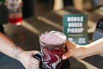 Starbucks, Tesla, Walmart... Les 10 idées retail et expérience  [...]