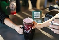 Starbucks, Tesla, Walmart... Les 10 idées retail et expérience client (08 - 12 janvier)