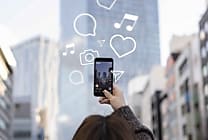 ChatGPT, Apple TV+, Twitch et TikTok, Snapchat... Médias et  [...]