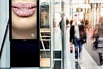 Pub : 74% des moins de 24 ans jugent l'affichage dynamique efficace
