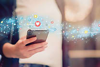 Ces marques qui utilisent les réseaux sociaux pour garder contact avec  [...]