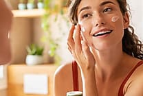 Beauté et cosmétiques : des enseignes plus que jamais championnes de la  [...]