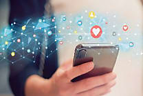 Ces marques qui utilisent les réseaux sociaux pour garder  [...]