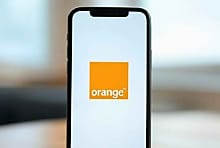 Après SFR, Free et Bouygues Telecom, Orange active le RCS sur iOS