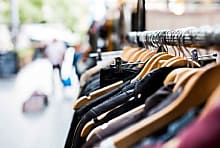 Marché de la mode en ligne : Temu monte en flèche, Zalando  [...]