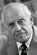 Thomas J. Watson Jr. (ici vers 1980) fut président d'IBM de 1952 à 1956, puis P-DG jusqu'en 1971.