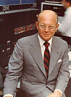 Frank T. Cary quittera la direction générale d'IBM en 1981 ; la présidence, en 1983 (photo © IBM).