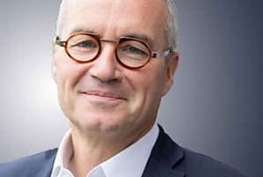 Auchan : Fabien Derville succède à Yves Claude pour de nouveaux défis