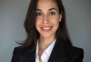 [CX Awards 2025] Yasmine Arsalane, Directrice de la  [...]