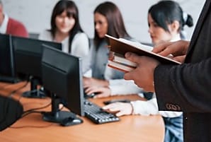 Les diplômés de grandes écoles, toujours attractifs pour les  [...]