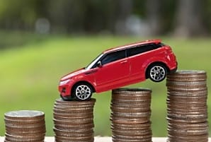 Révision à la baisse des recettes publicitaires en 2025