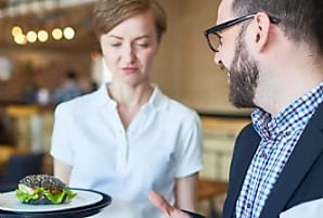 Titres-restaurant : CoReCT veut briser le monopole des géants