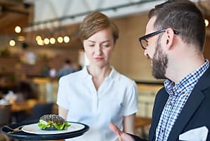 Titres-restaurant : CoReCT veut briser le monopole des géants