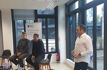 De gauche à droite : Christophe Fourtet (co-fondateur et Directeur Scientifique), Raouti Chehih (Directeur de l'Adoption et de l'Evangélisation technologique) et Ludovic Le Moan (CEO)