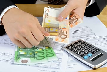 L'acompte sur salaire, outil de fidélisation des salariés en période d'inflation ?