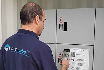 Drive Cube cible les commerces de proximité avec des casiers de retrait sécurisés  [...]