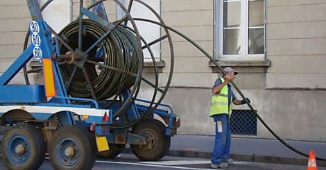 Le coût d'un réseau en fibre optique selon l'Arcep