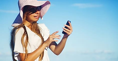 World & You : les appels et SMS gratuits depuis l'étranger