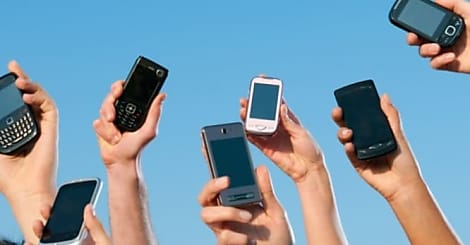 Le feature phone fait de la résistance face au smartphone