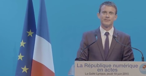 Manuel Valls promeut stratégie et loi numériques de la France