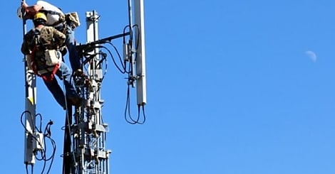 SFR toujours en pointe sur le déploiement de la 4G en mars