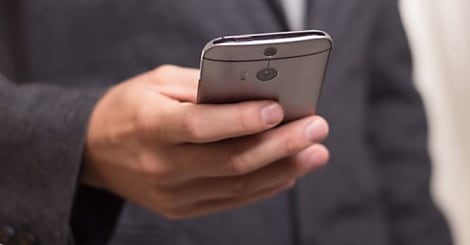 Les iPhone émettent plus d'ondes que les Samsung, dixit la Corée