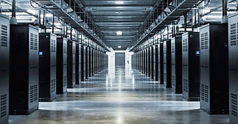 Facebook promeut en photos son datacenter arctique