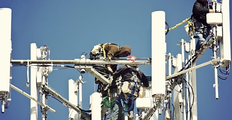 Déploiements 4G : SFR s'attaque à Bouygues Telecom