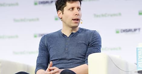 Viré d'OpenAI, Sam Altman rejoint Microsoft