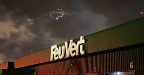Feu Vert fait croire à la présence d'ovnis dans sa dernière campagne