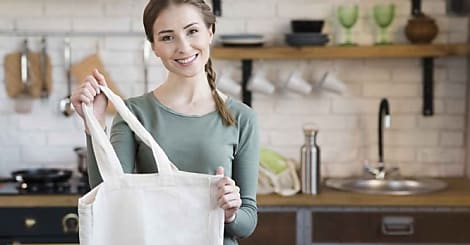 Tote bags et stylos : les indispensables pour promouvoir votre marque efficacement