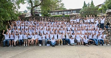 Chez Val Solutions, une force de vente senior-friendly et performante