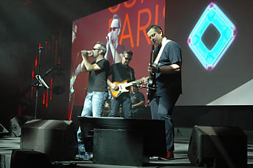 L'OVHsummit 2017 n'a pas coupé au traditionnel mini concert orchestré par Octave Klaba et, nouveauté, Laurent Allard (à la basse), notamment.
