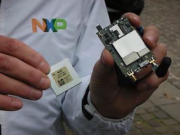 La plate-forme miniaturisée ATOP de NXP permet l'implémentation du service européen eCall dans les véhicules.