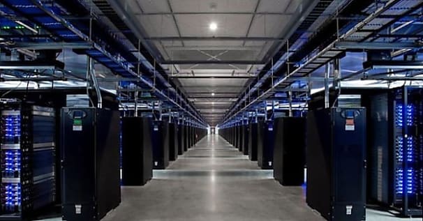 Des robots pour gérer les datacenters de Facebook ?