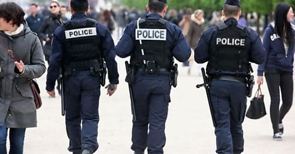 Les données de 112 000 policiers français exposées sur Internet