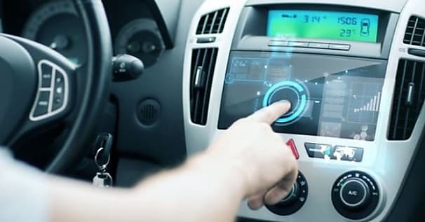 Voiture connectée : la CNIL veut protéger les données dès la conception