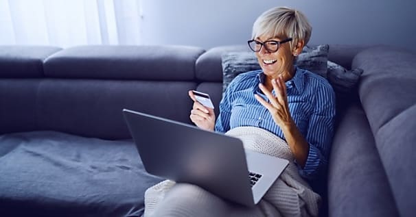 [Tribune] Comment aider les seniors cibles de la fraude en ligne