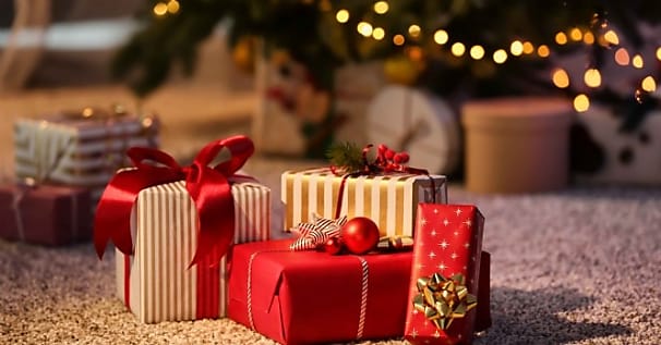 Achats de Noël : les Français se serrent un peu plus la ceinture